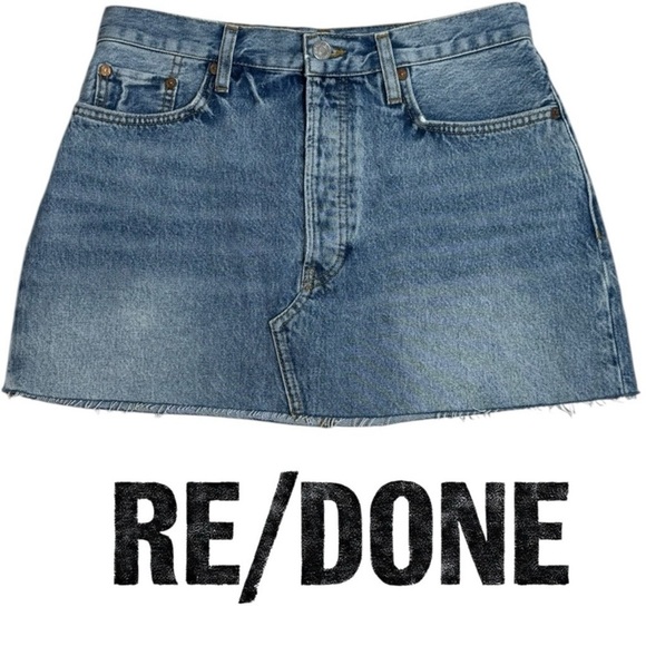 RE/DONE 90s Mini Skirt in faded blues denim Size 28/6 Celeb style alert - Picture 3 of 9